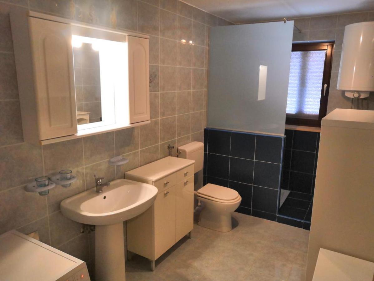 Apartment Franko Πόρετς Εξωτερικό φωτογραφία